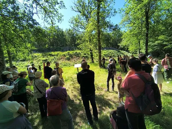 Visite guidée Archéologie du Camp de Cora
