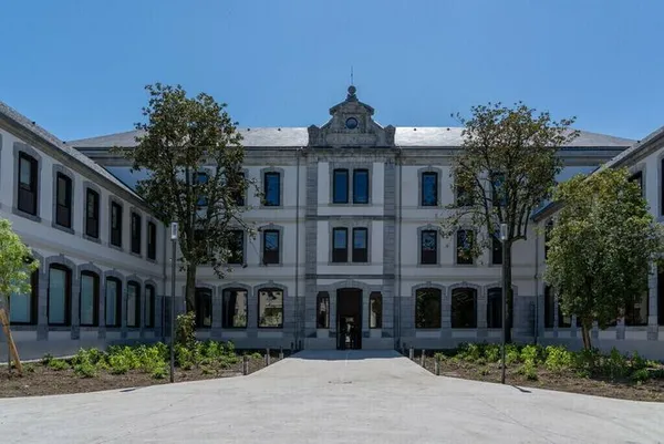 Visite commentée de la Maison de l’Histoire, son histoire, sa réhabilitation