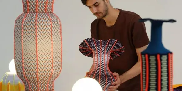 Soft objects - a colourful play by Gaspard Fleury-Dugy