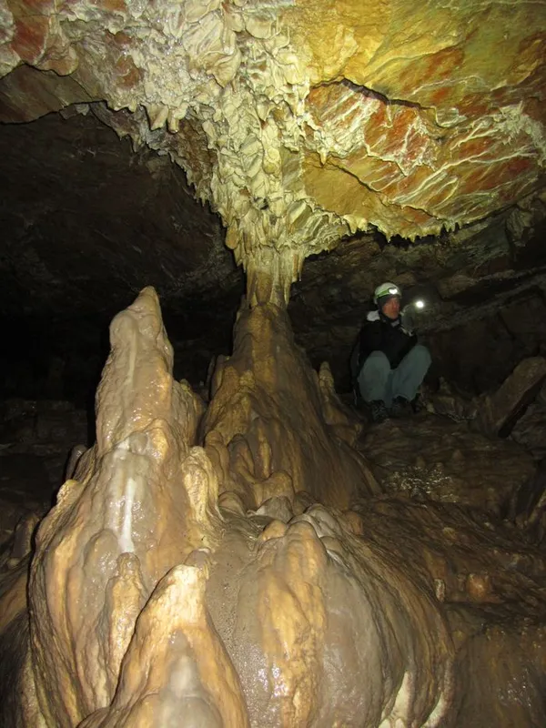 Découverte du monde souterrain à la grotte de la Ture