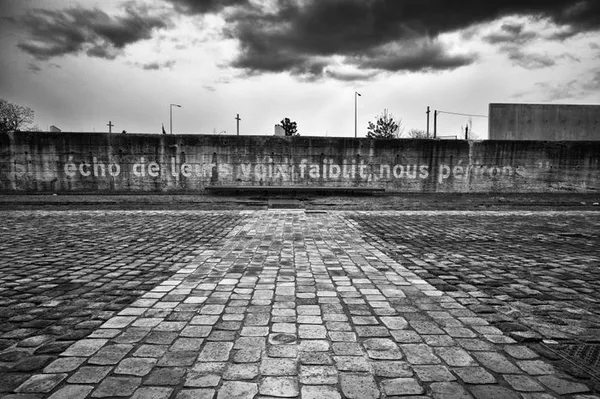 LES LIEUX DE MÉMOIRE EMBLÉMATIQUES DE LA SHOAH
