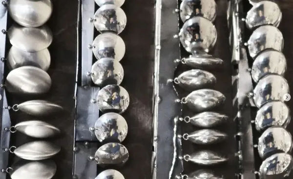 Atelier créatif en famille - Les boucles d'oreille de La Reine des Poubelles