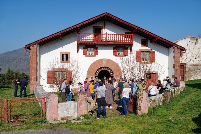 Habitat intergénérationnel Petixumainia et redynamisation du village d’Ascarat