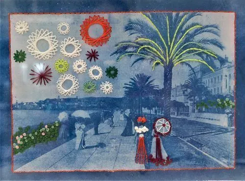 Atelier broderie sur photographies : initiation à la broderie et transformation de photographie en œuvre d'art.