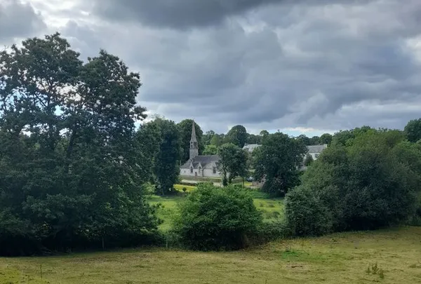 Visite guidée de la chapelle de Locmaria an Hent à Saint-Yvi
