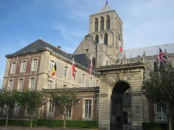 Visite guidée flash de l'hôtel de ville en restauration