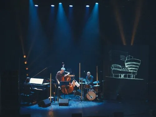 Architectes – concert jazz multimédia et table ronde "musique et architecture"