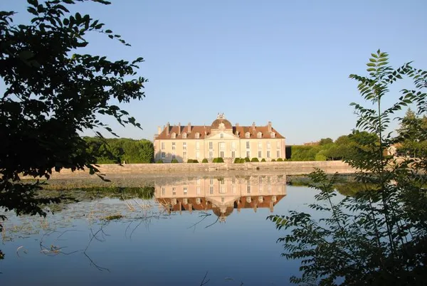 Visite libre du château de Fontaine-Française