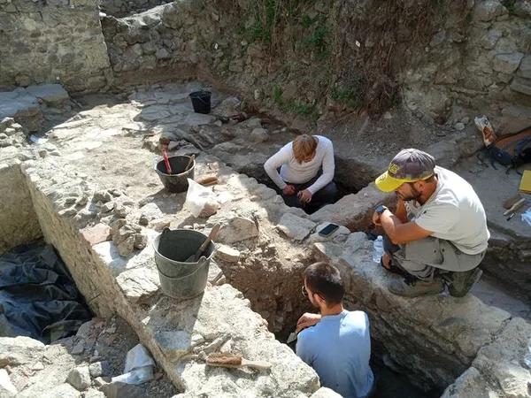 Visite des fouilles archéologiques du Moulin des Pierres et du Grand Moulin