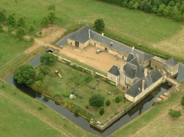 Visite du manoir de la Faverie