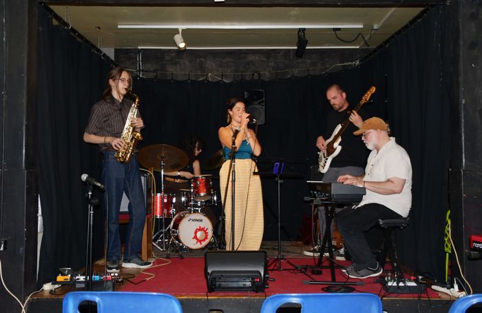 Jam Jazz