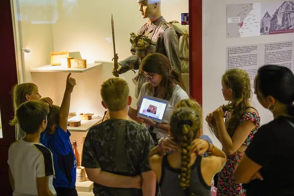 Visite-enquête "Sur les traces d'Oliver"
