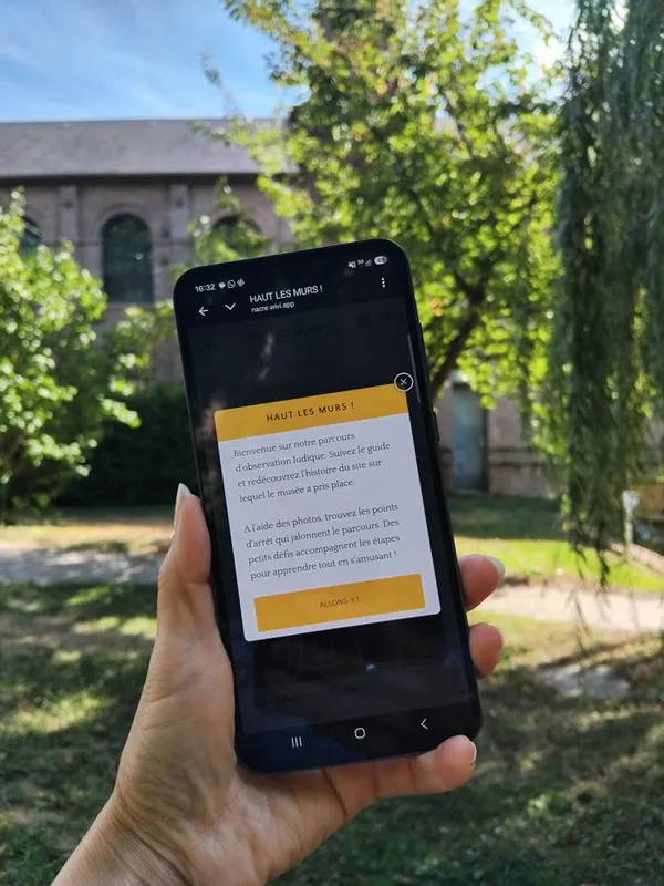 Jeux et parcours extérieurs ludiques sur smartphone
