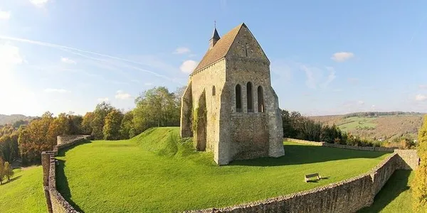 Visite guidée de la chapelle de Vauguillain et du site de l'ancien château