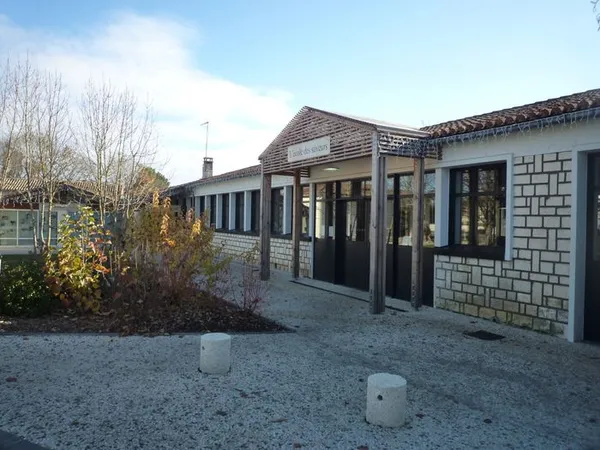Visite commentée : Mon école au fil du temps - Dirac