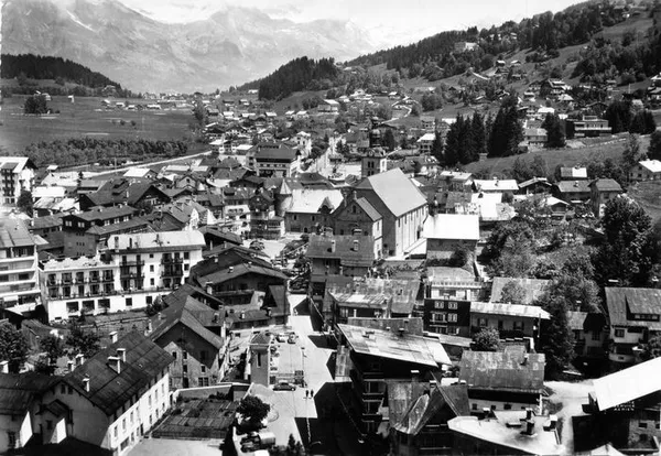 Visite guidée : " De l’habitat traditionnel à l’architecture contemporaine : l’évolution du village de Megève. "