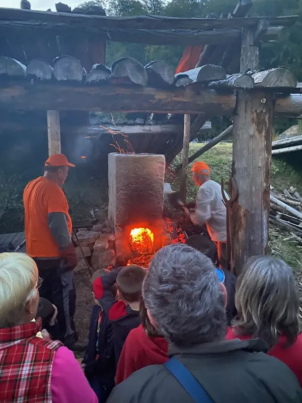 Guinguette de la fête du fer, spectacle de feu, et sortie de loupe la nuit