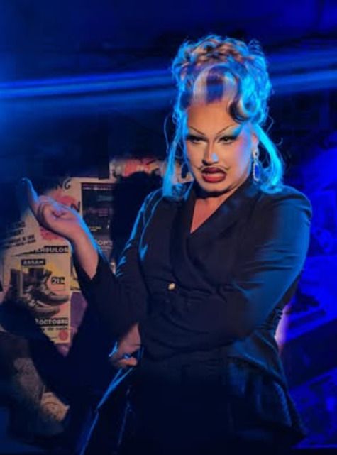 SOIRÉE DRAG SHOW