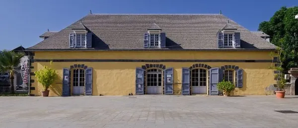 Visite guidée de l'Hôtel des Postes de Saint-Leu