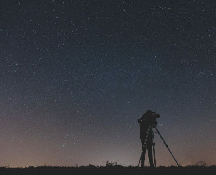 À L’ÉCOUTE DES VENTS STELLAIRES