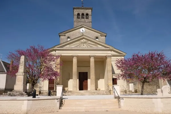 Visite libre de l'église saint Pierre de Vaudelnay