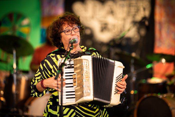 Musique du monde avec la chanteuse franco-brésilienne Rita Macedo