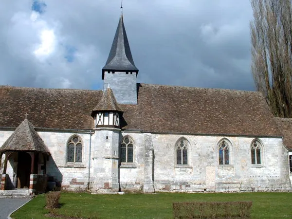 Lumières sur l'église de Pinterville - Pierres en lumières