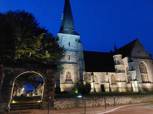 Pierres en Lumières 2026 en l'église Saint-Ouen à OFFRANVILLE