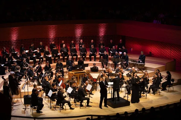 Festival Les Heures Musicales de l'Abbaye de Lessay > accentus – Insula orchestra Laurence Equilbey