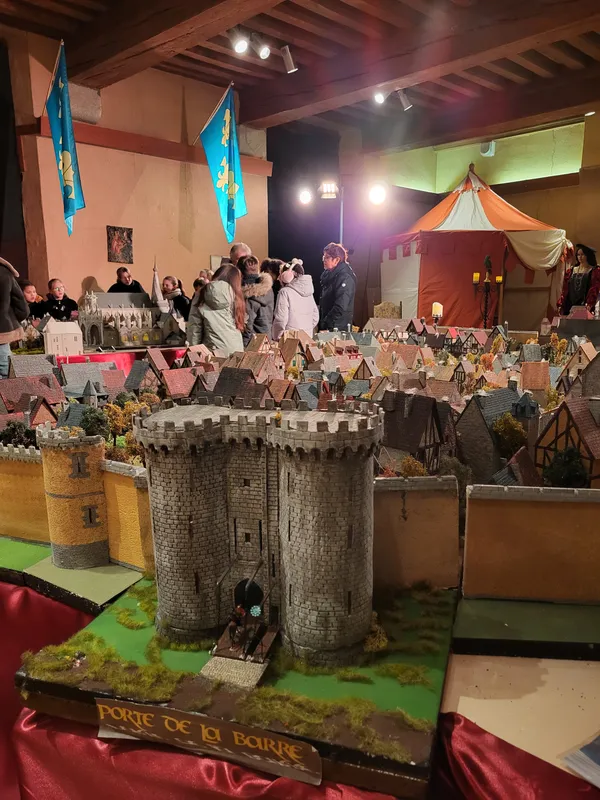 Visite de la maquette d'Alençon