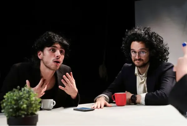 Théâtre "Oui?"