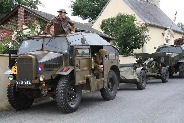1944 : Les Britanniques libèrent Audrieu - camp de reconstitution