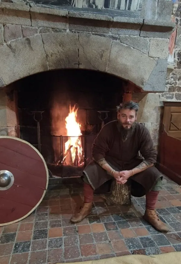 Abbaye de La Lucerne : Contes et légendes scandinaves et balade à la torche