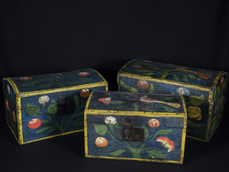 Atelier 6 - 12 ans
Malles peintes