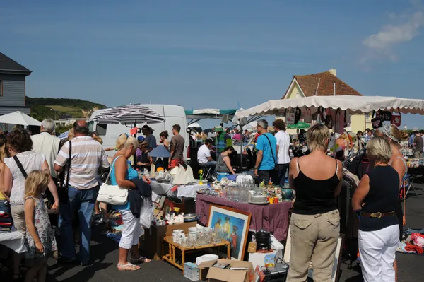 [Foire à tout] Puces pourvillaises