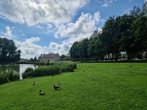 Cinéma en plein air à Fontenay-le-Pesnel
