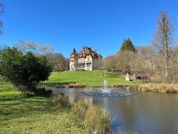 Salon au Château du Gué aux Biches