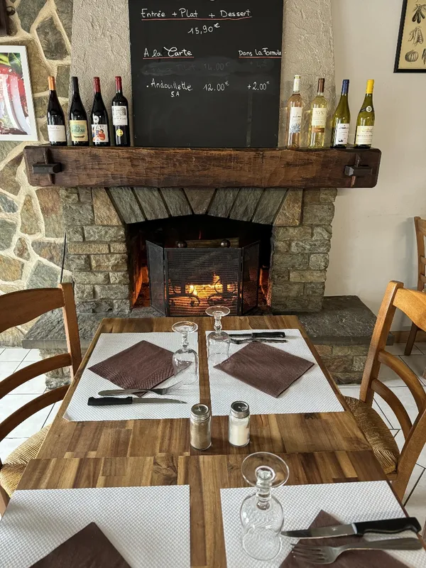 Repas espagnol et soirée musicale Aux Petits Mets à Montamy