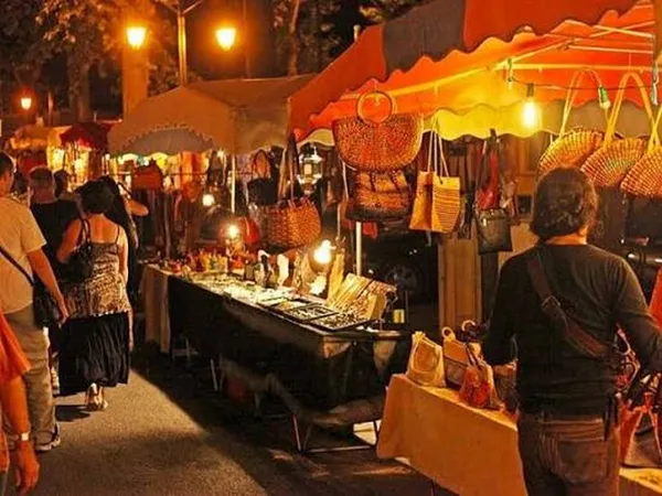 Marché nocturne - Livarot