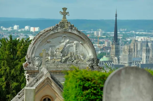 Le cimetière Monumental : une cité pour la Mort au 19e siècle