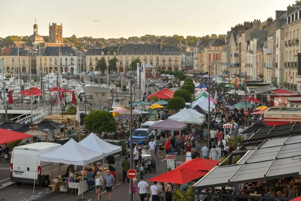 [Marché Nocturne]