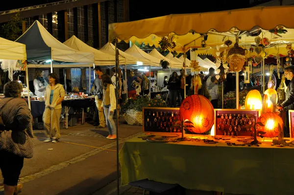 Marché nocturne