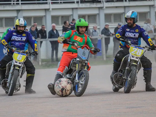 Matchs de moto-ball