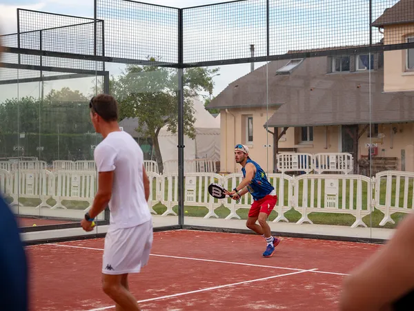 Tournoi de padel tennis