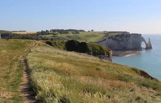 Rando-patrimoine : La falaise d’Amont