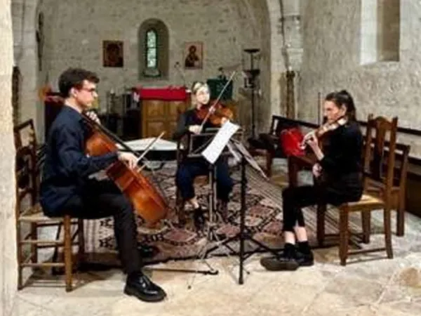 Concert du Trio Osmonde à l'église Notre Dame - Auquainville