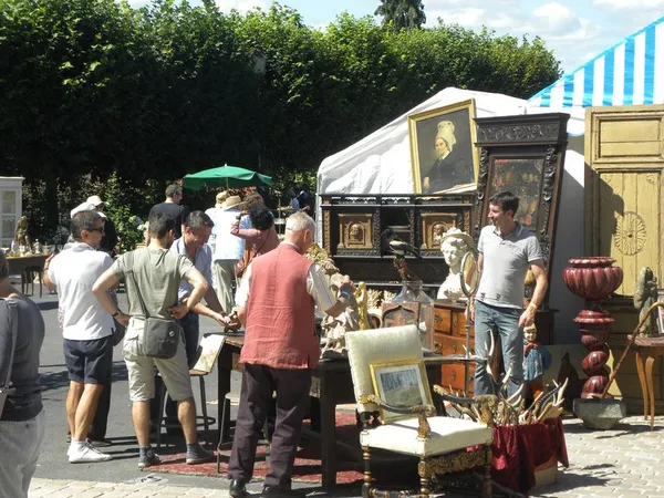 Salon des antiquaires et brocante
