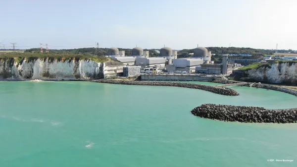 Visite du centre de formation de la centrale nucléaire