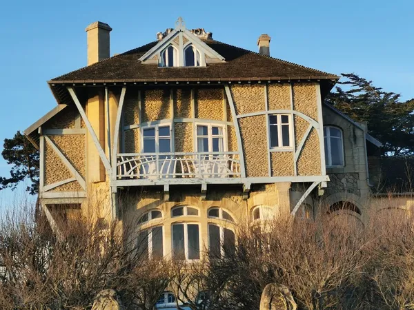 Visite guidée : Les villas de la Digue et autres curiosités