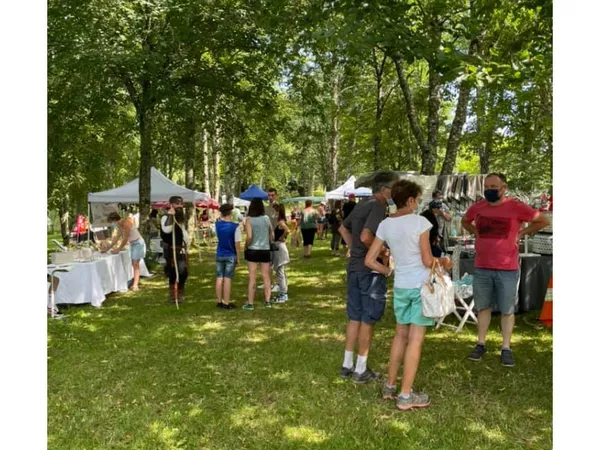 Marché des gorges de la Rouvre